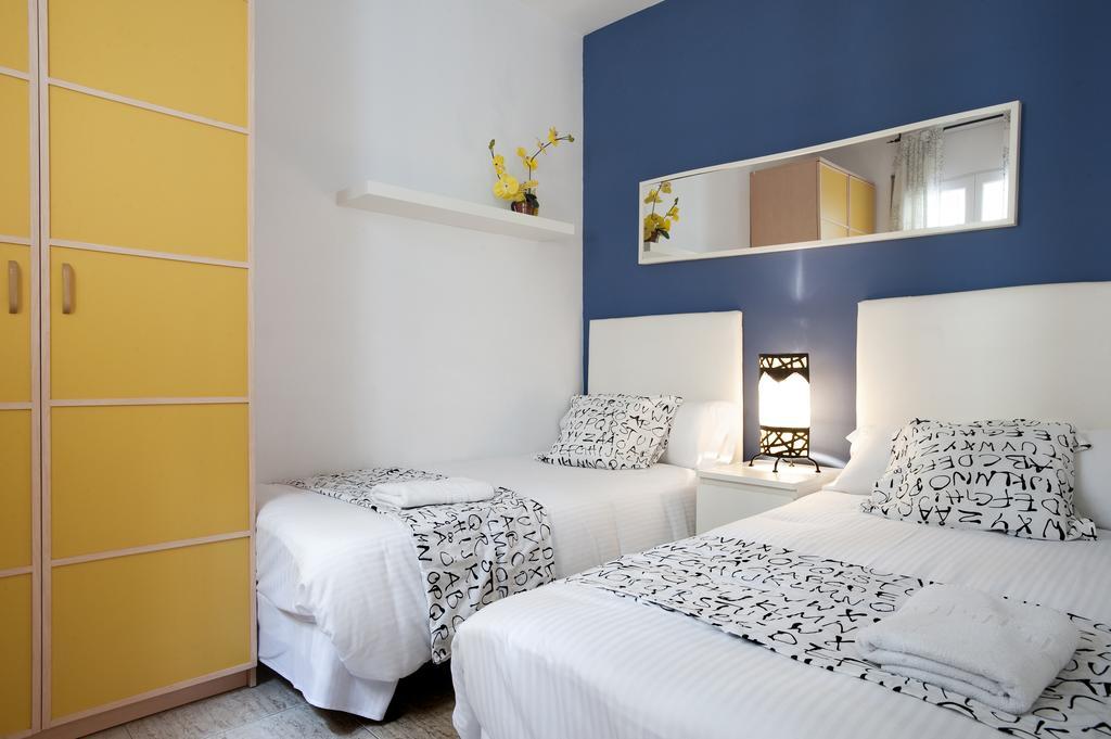 Rainbow Appartement Barcelona Kamer foto